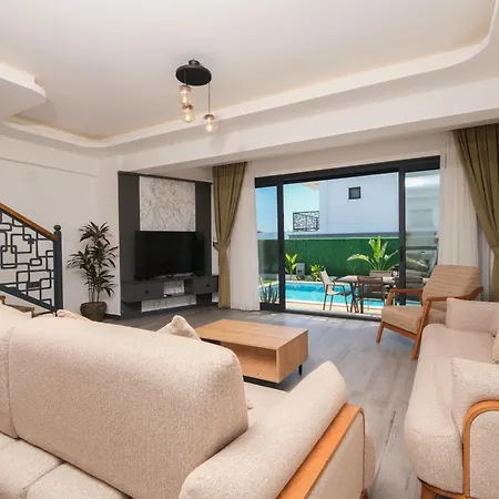 Deniz فيلة فتحية